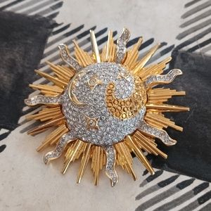 Gold tone moon broche